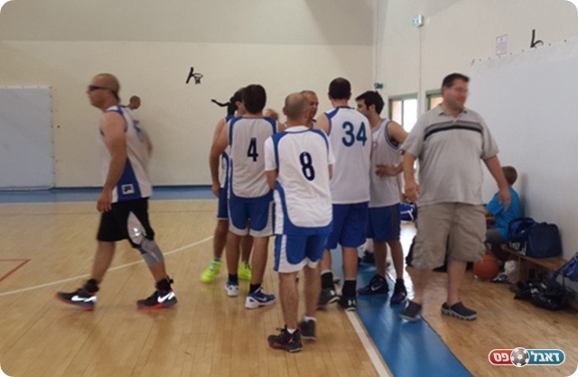 פסק זמן של עורכי הדין (זיו אמויאל)